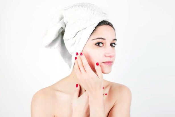 How to Clear Your Skin in Less than a Month