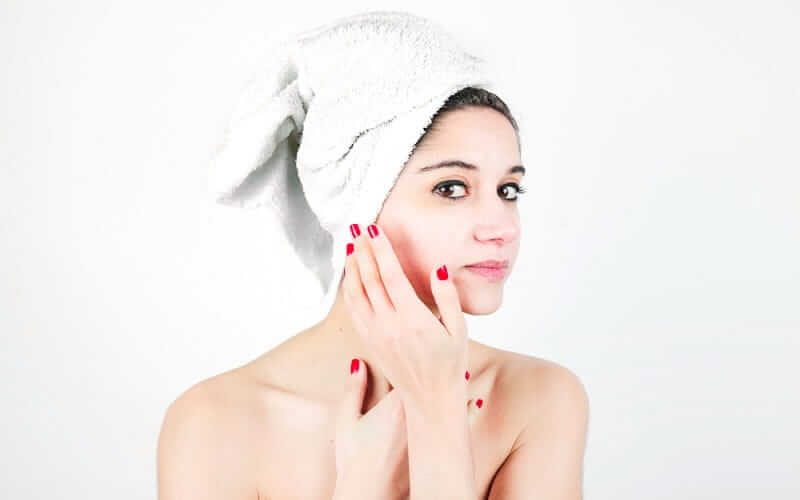 How to Clear Your Skin in Less than a Month